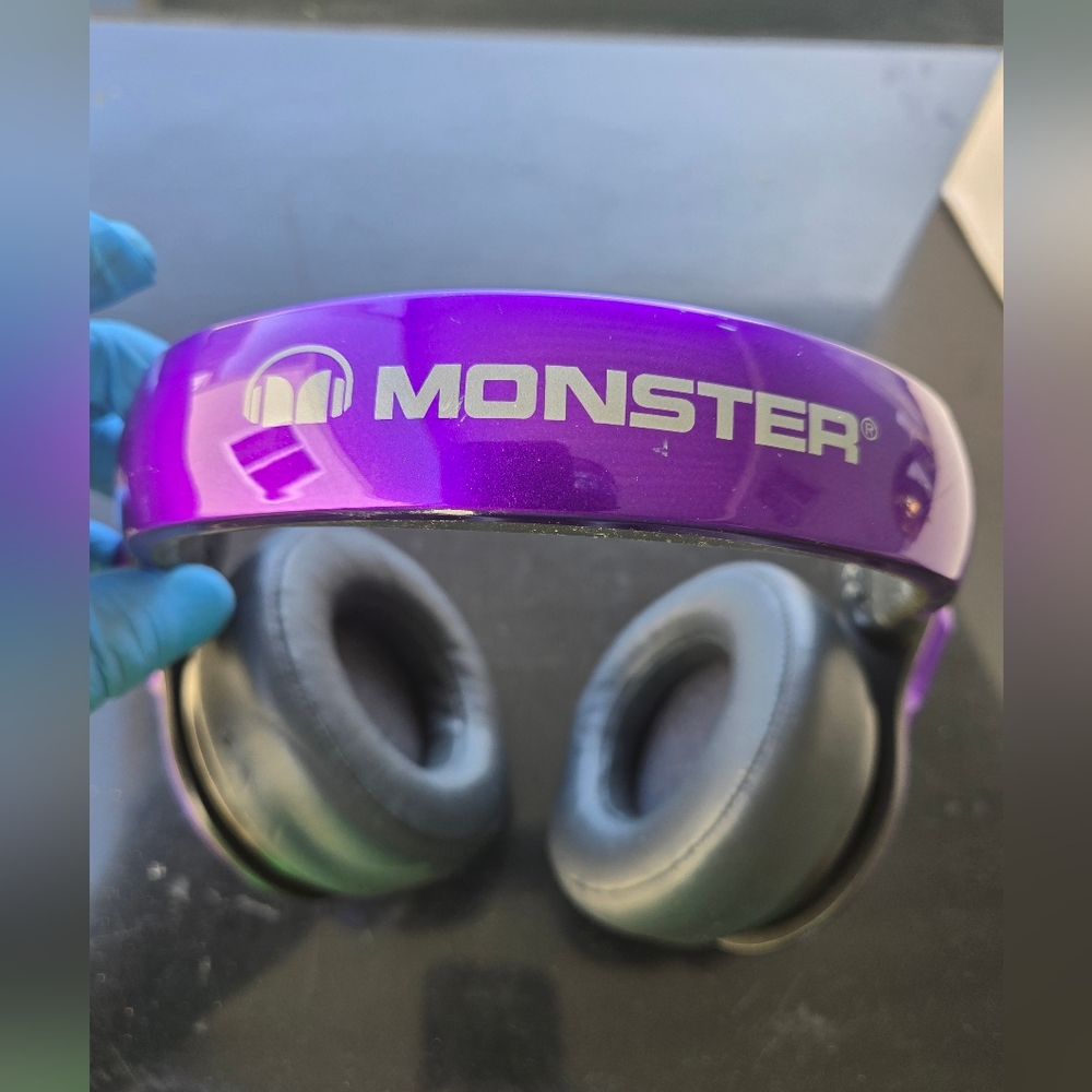 RARE SPECIAL EDITION MONSTER  Purple Over-Ear Headphones WIRED